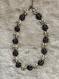 Collier design bleu et blanc